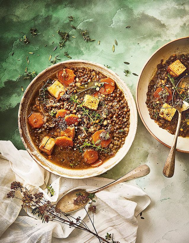 Lentil soup with smoked tofu