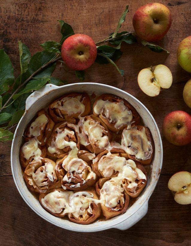 Apple Cinnamon Rolls