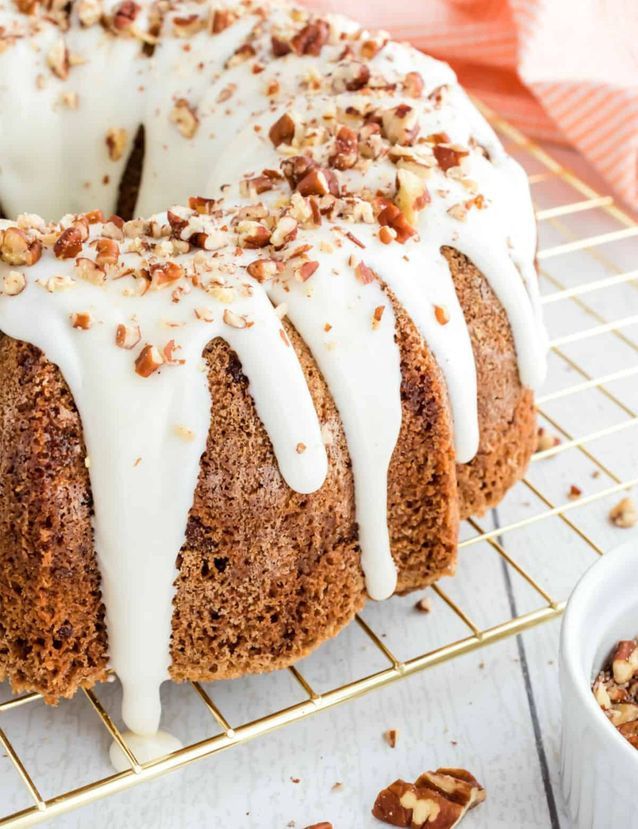 Carrot bundt cake