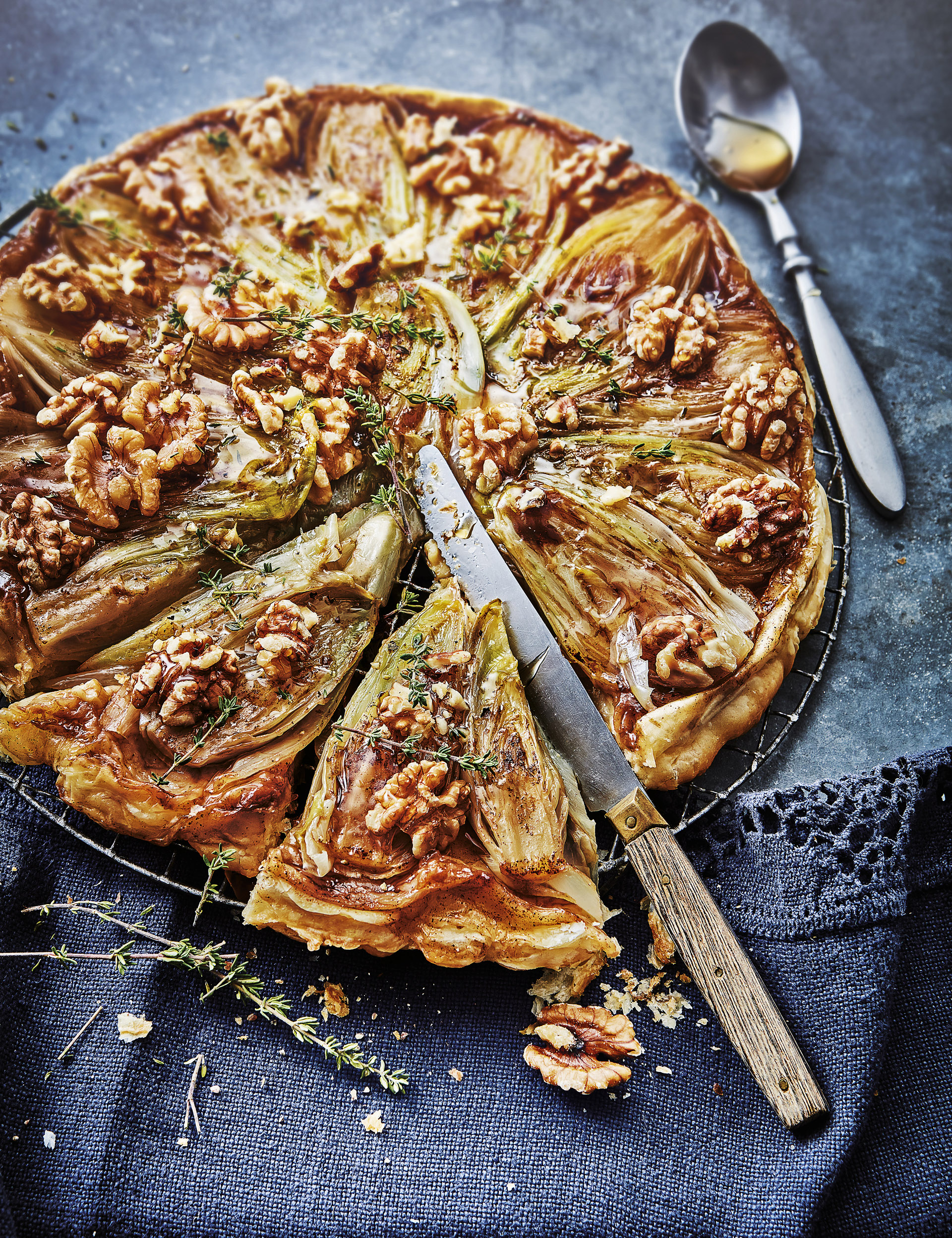 Endive tatin with walnuts and maple syrup