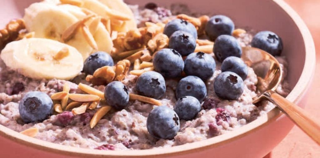 Purple quinoa porridge


