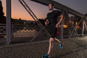Is it better to exercise in the morning or in the evening?
