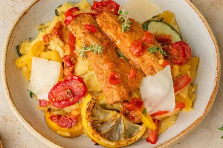 Creamy orzo with vegetables and sardines