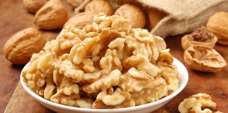 You can eat nuts every day without gaining a single gram


