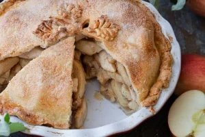 Apple and Gruyère tart