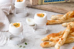 Boiled eggs and Gruyère twists