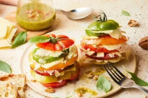 Ancient tomato millefeuille with Gruyère