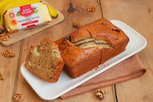 Banana bread with brown butter