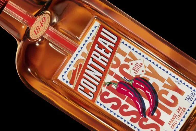 Cointreau Spicy: spicy orange liqueur
