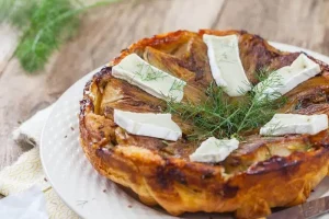 Fennel tatin with goat cheese brick