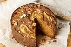 Pear and oatmeal cake